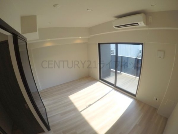 シーズンフラッツ中崎