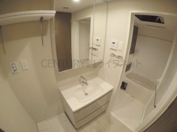 シーズンフラッツ中崎