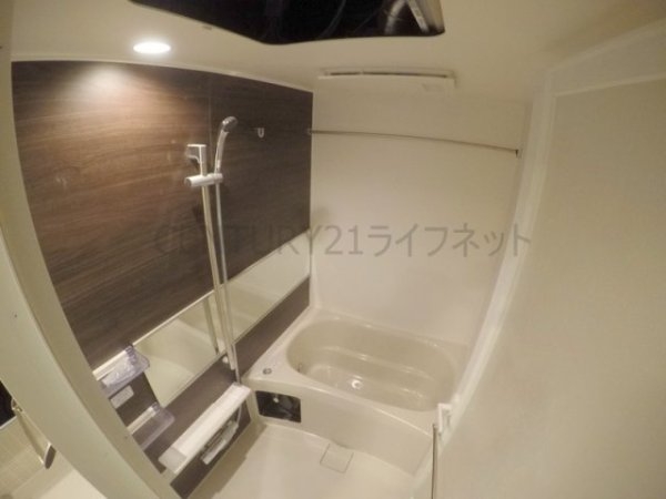 シーズンフラッツ中崎