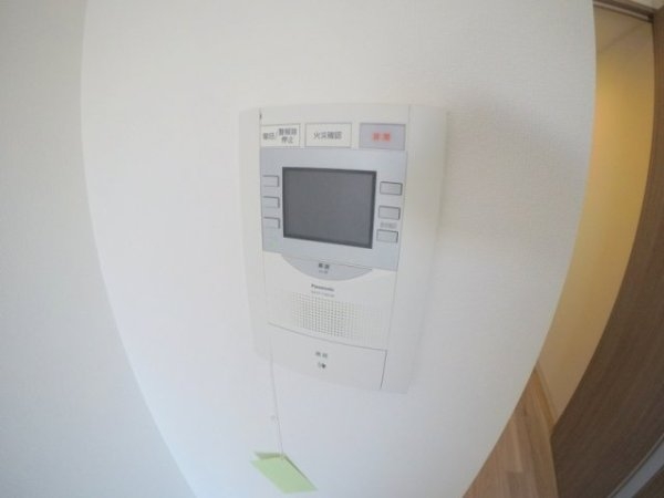 プレサンス塚本駅前