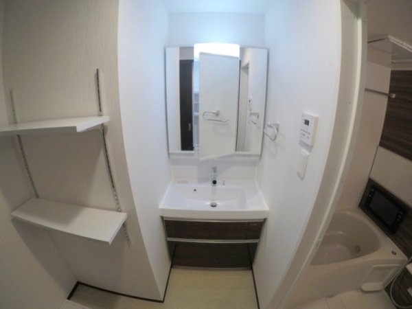 プレジオ西中島ASIAN