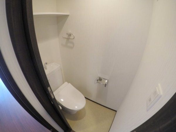 プレジオ西中島ASIAN