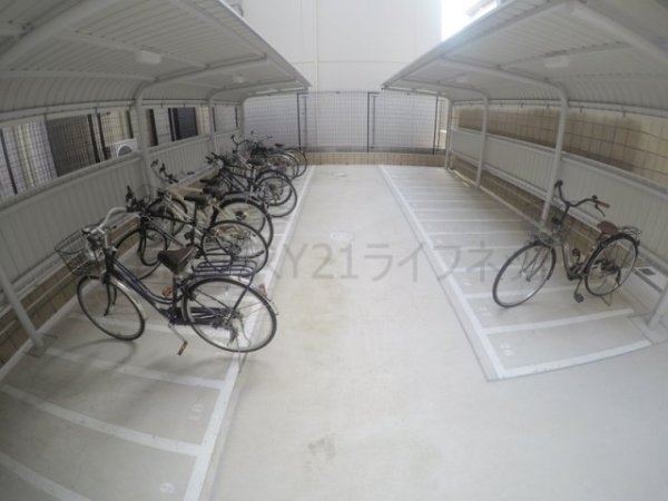 パークフラッツ東三国