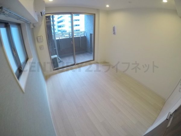 ミッドコート東三国