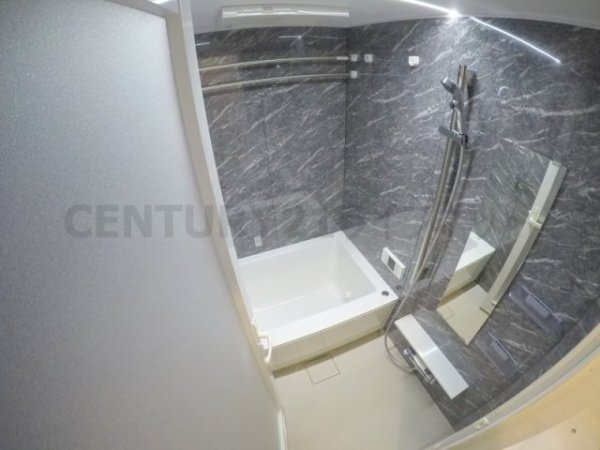 ミッドコート東三国