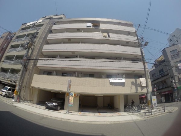 メゾンドアヴェル4