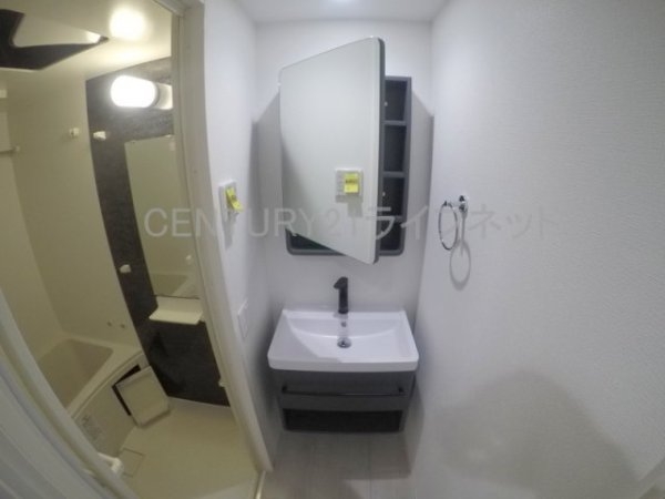 セレニテ江坂ミラク