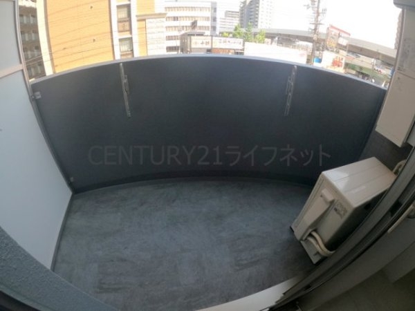 セレニテ江坂グランデ