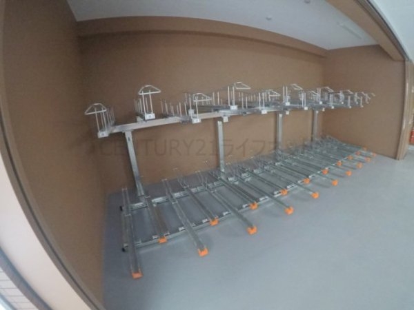 プレジオ江坂ルージュ