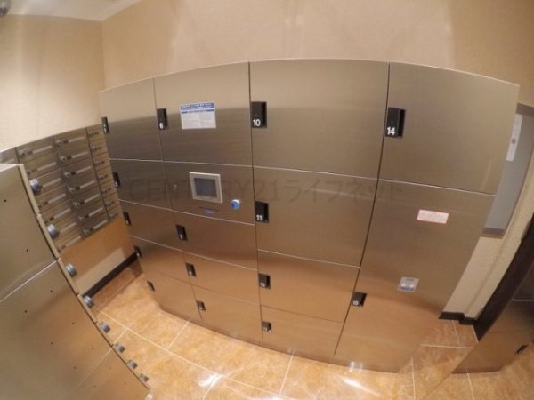 プレジオ江坂ルージュ