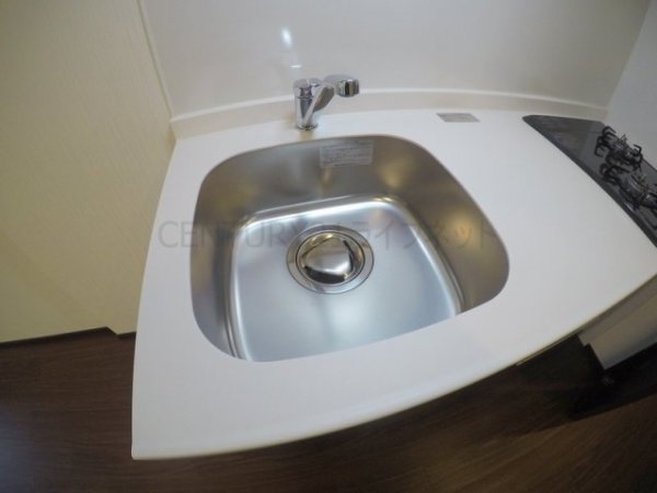 プレジオ江坂ルージュ