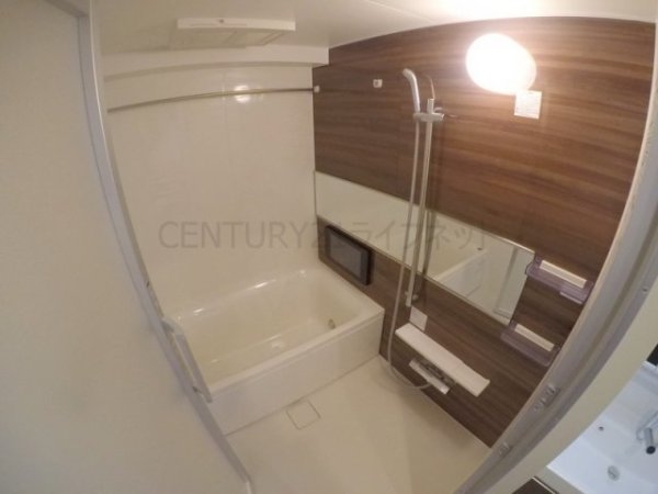 プレジオ江坂ルージュ