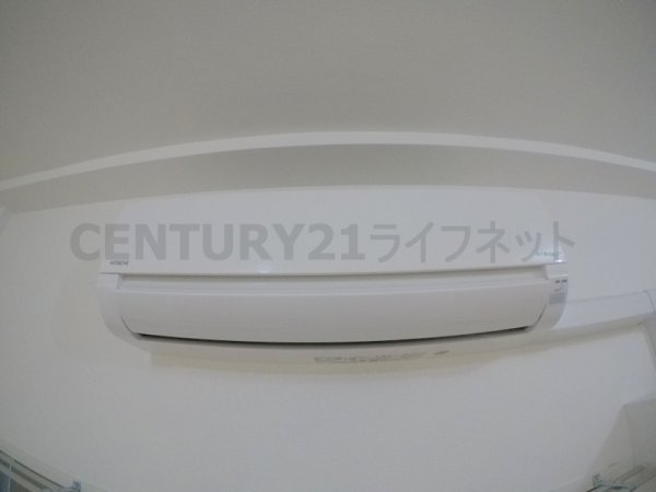 プレサンス江坂ベルフィーヌ