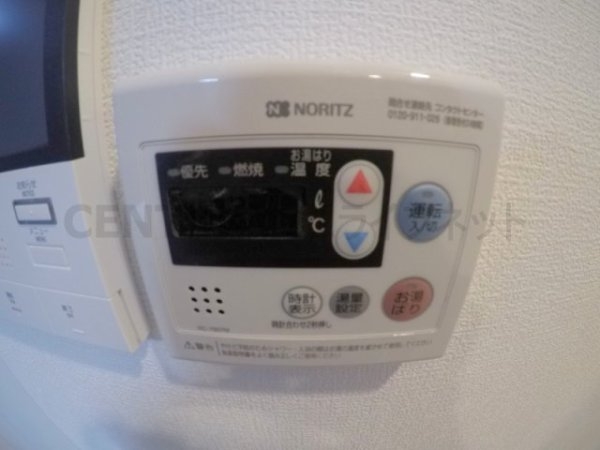 プレサンス江坂ベルフィーヌ