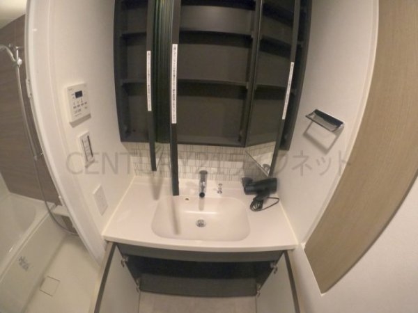 ザ・パークハビオ江坂公園