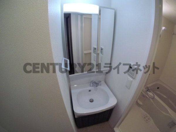 アプリーレ中之島