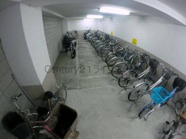 レクシア西中島3