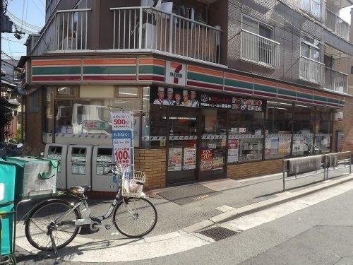 ソシオリバーハイツ(セブンイレブン大阪十三東1丁目店)
