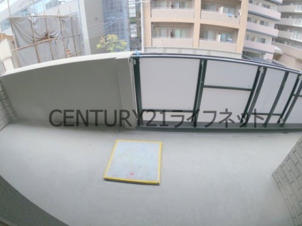 フジマン南森町