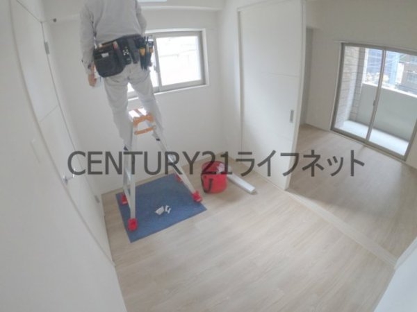 フジマン南森町