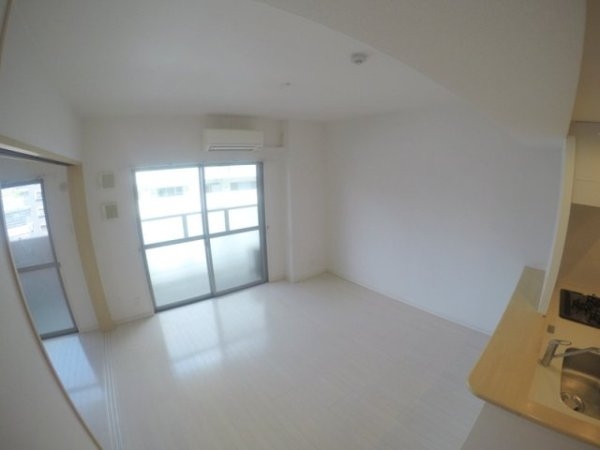 エムズレジデンスうめきた