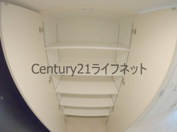 コンフォリアリヴ南森町Q