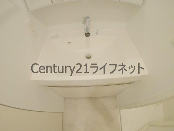 コンフォリアリヴ南森町Q