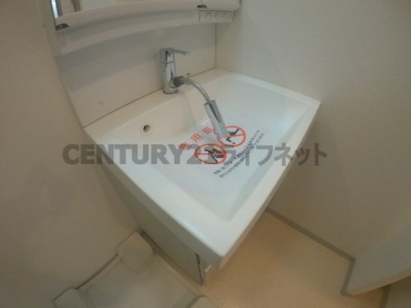 エス・キュート梅田中崎町