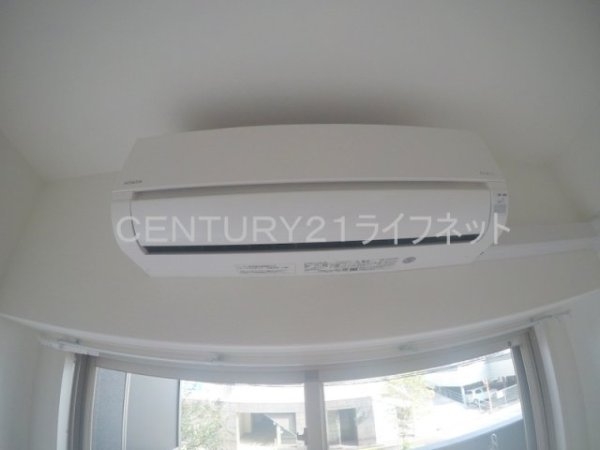 アドバンス江坂東デパール