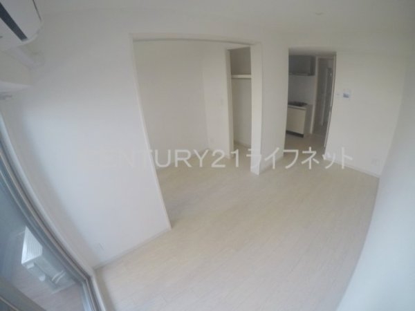 アドバンス江坂東デパール