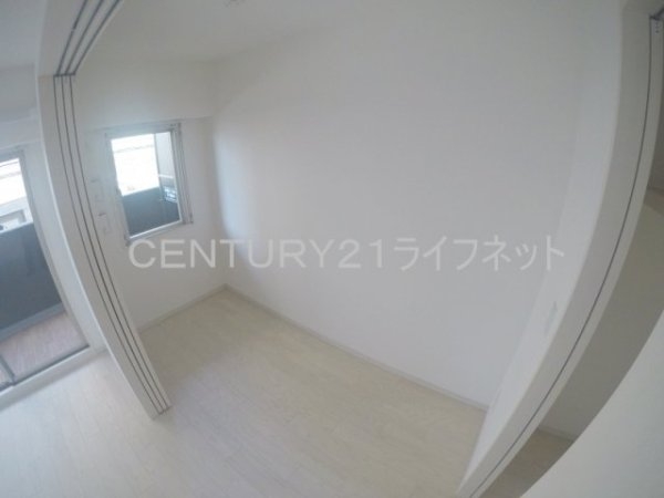 アドバンス江坂東デパール