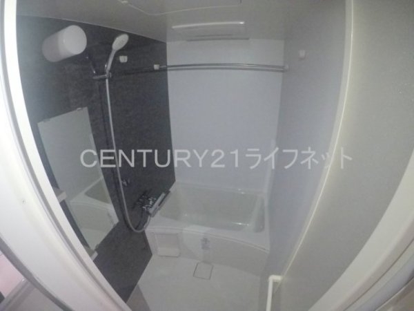 アドバンス江坂東デパール