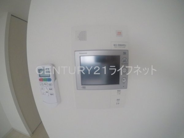 アドバンス江坂東デパール