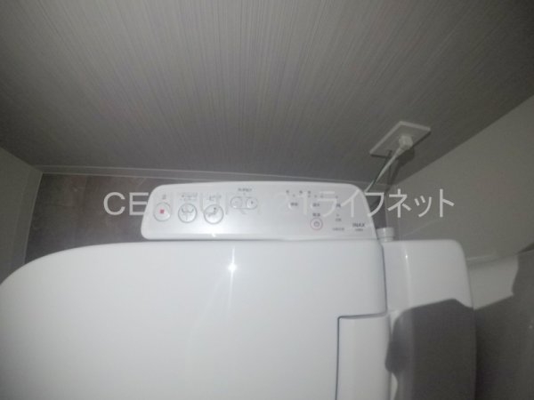 アドバンス江坂東デパール