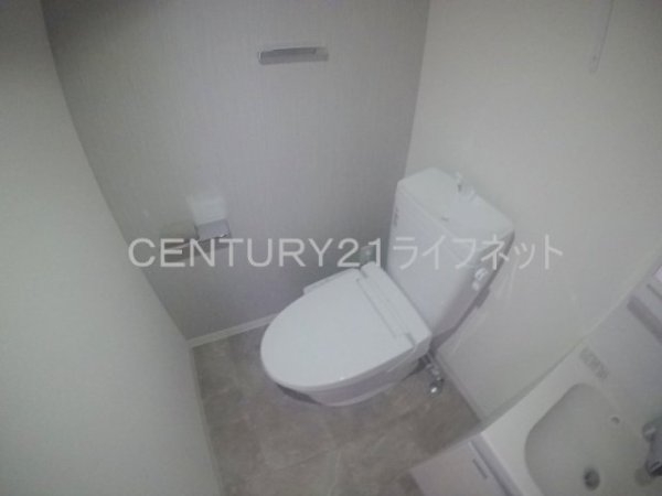 アドバンス江坂東デパール