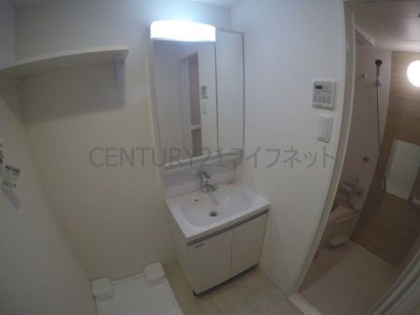 アドバンス江坂東コンフィ