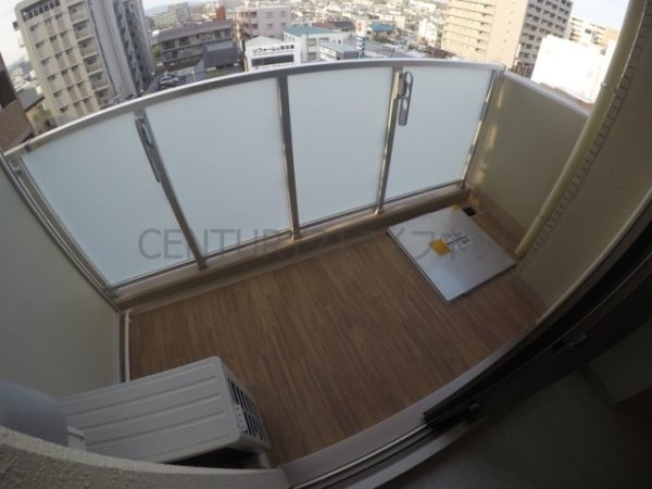 アドバンス江坂東コンフィ