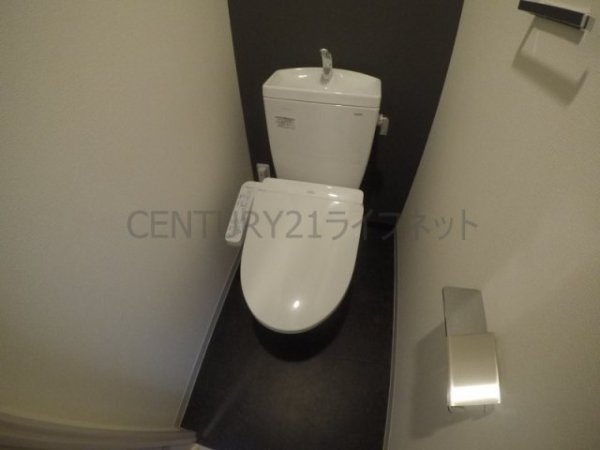 アドバンス江坂東コンフィ