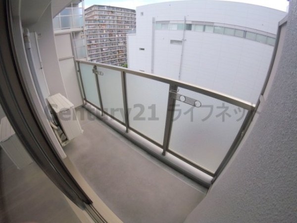 大阪市淀川区東三国３丁目のマンション