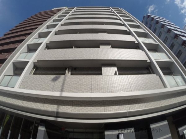 大阪市淀川区東三国３丁目のマンション