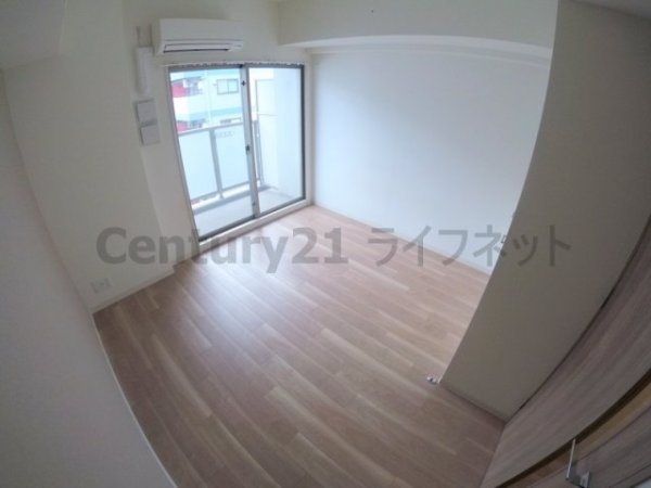 大阪市淀川区東三国３丁目のマンション