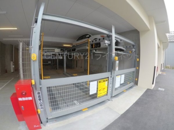 セレニテ江坂ルフレ