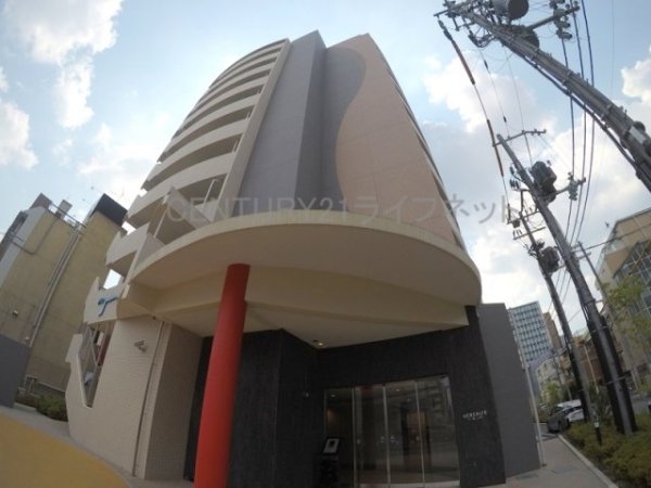 セレニテ江坂ルフレ