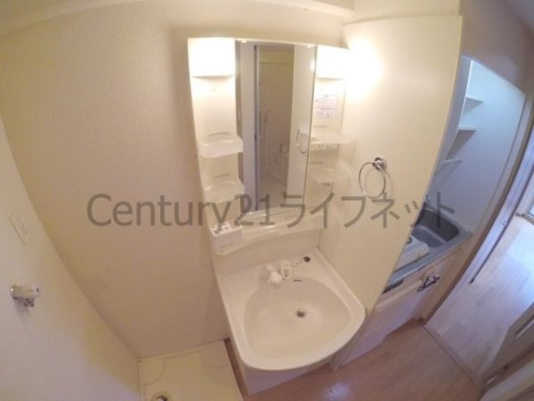 エスリード南森町駅前