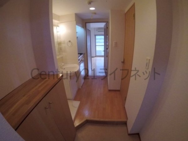 エスリード南森町駅前