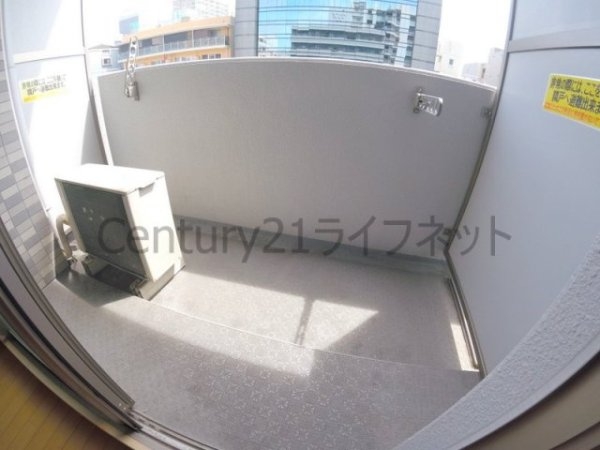 エスリード南森町駅前