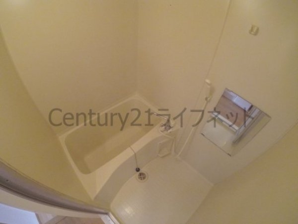 エスリード南森町駅前