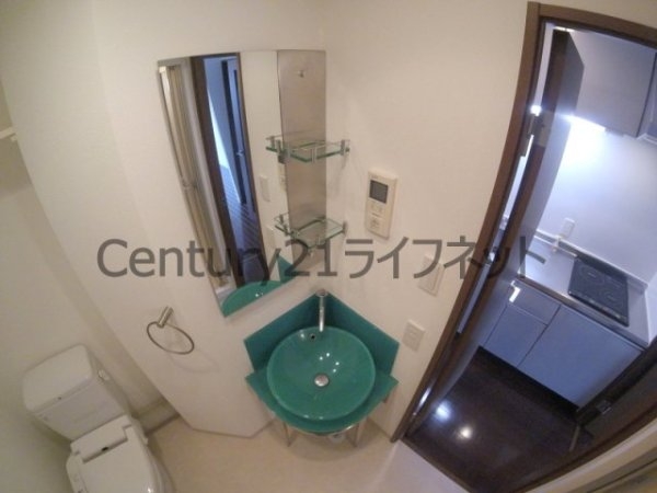 セレニテ天六西