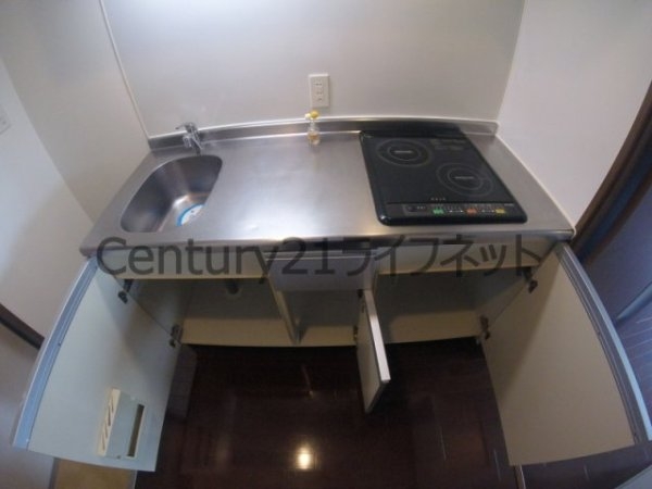 セレニテ天六西