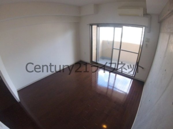 セレニテ天六西